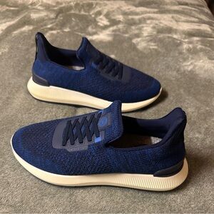 Peter Millar Navy Knit Slip-On Athletic Sneaker with Cream Sole